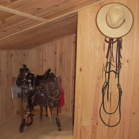 Le Corral D'hote Oda ve Kahvaltı