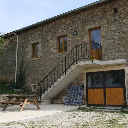 Bed and Breakfast Le Corral D'hote Cheminas